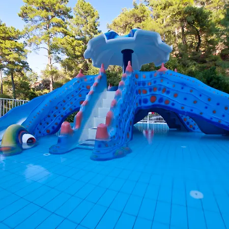 Turunc Resort Hotel トゥルンチュ